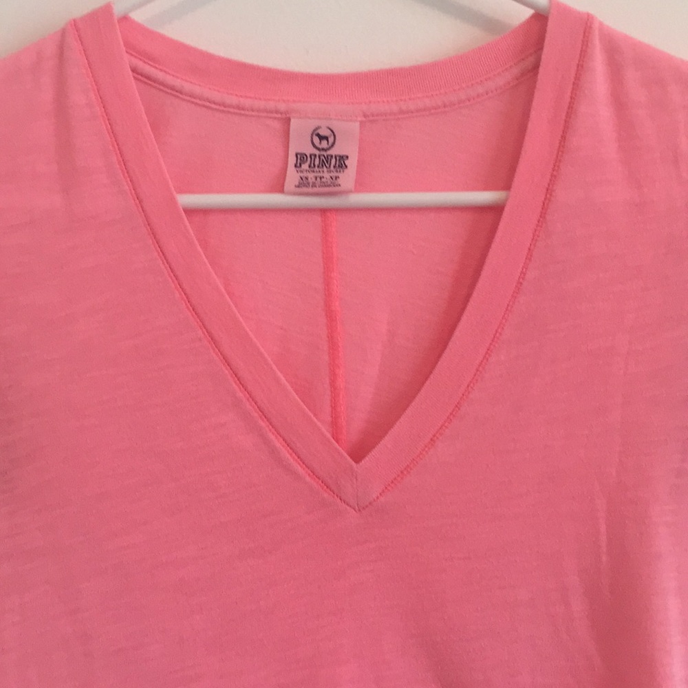 Victoria’s Secret PINK basic tee - Picture 2 of 8